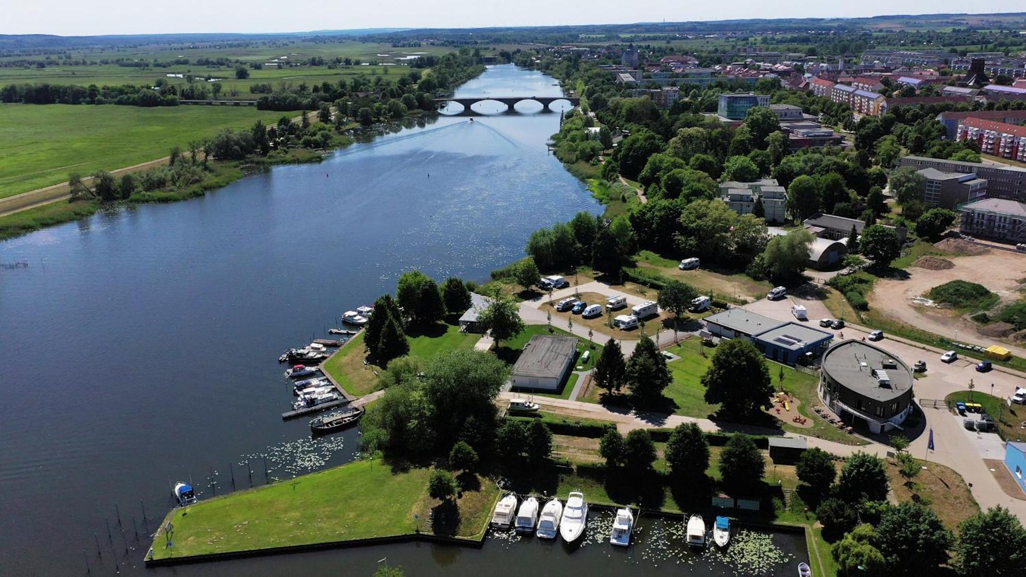 Stroamcamp Schwedt Apartman Kültér fotó